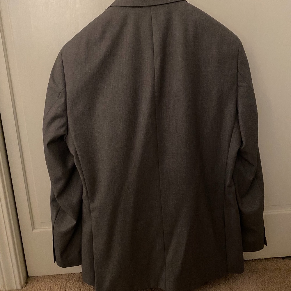 Gray Suit - image 4